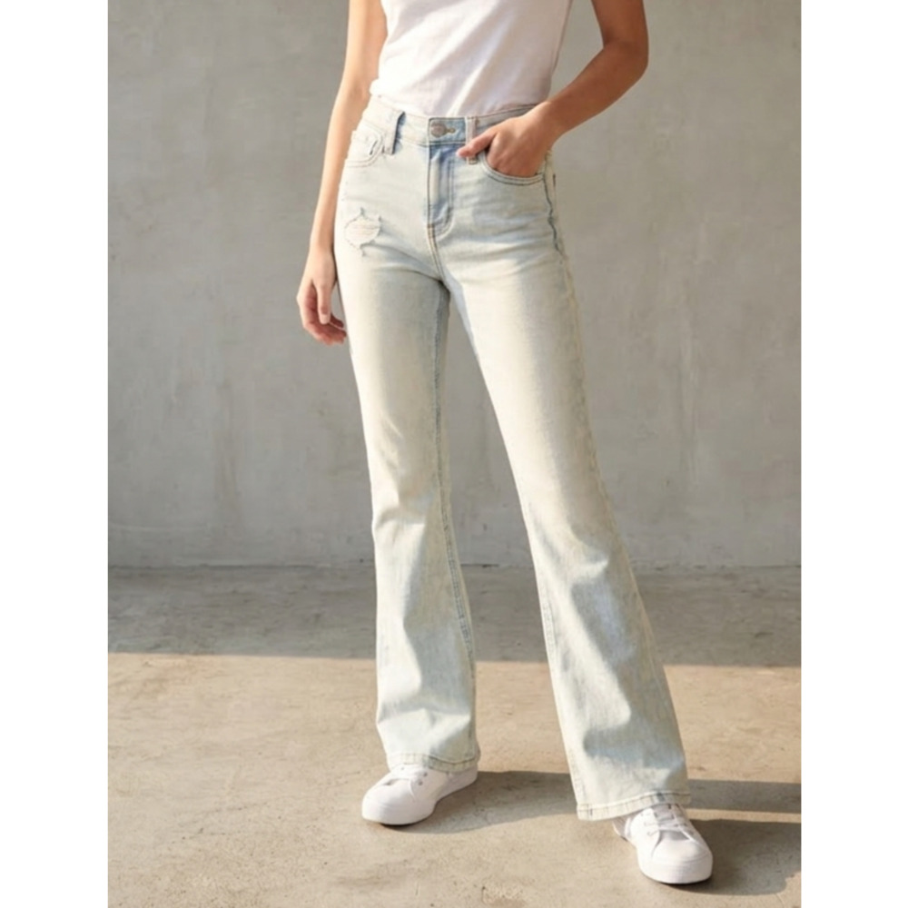 Aeropostale High Rise Flare Light Wash Distressed Denim Jeans 000